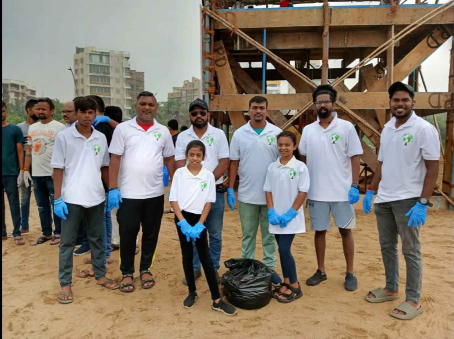Young Volunteers Joining the Drive